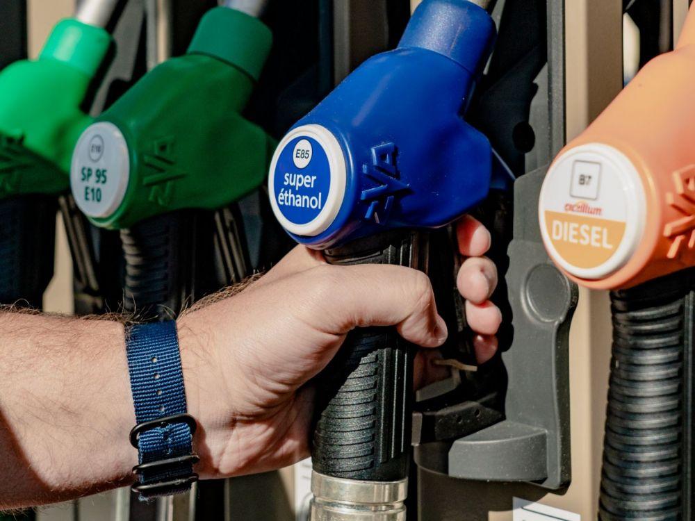 E85