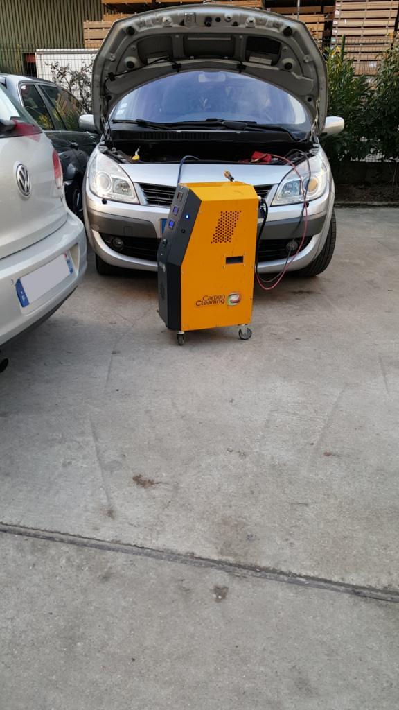 Carbon cleaning
